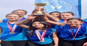 2023-2024 eğitim öğretim yılı Okul Sporları Atletizm Yıldız Kızlar İl Birinciliği 2.si Marmaris Ortaokulu Yıldız Kız Takımı